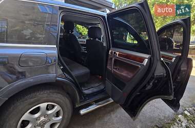 Позашляховик / Кросовер Volkswagen Touareg 2003 в 