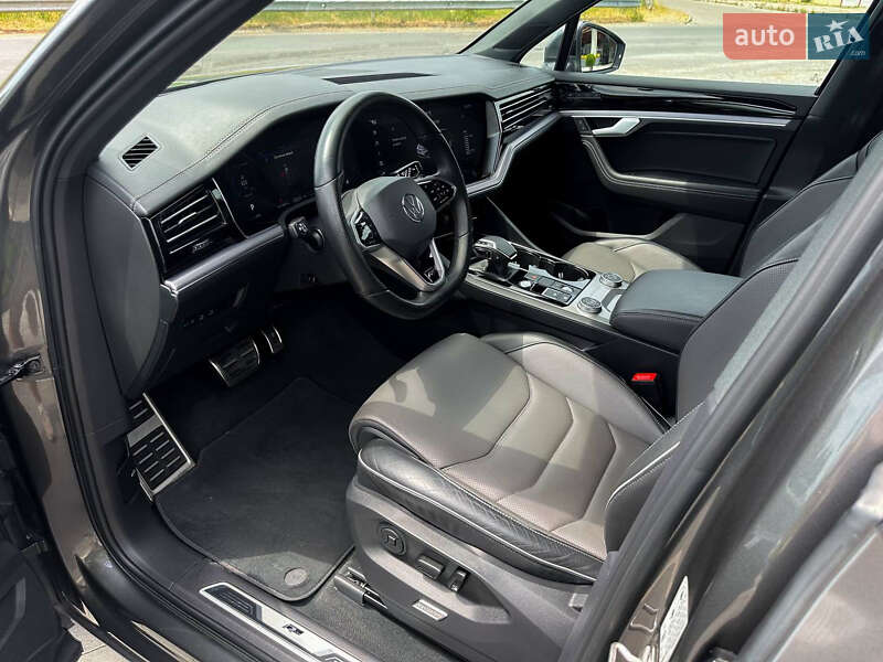 Позашляховик / Кросовер Volkswagen Touareg 2020 в Ужгороді фото 39 Позашляховик / Кросовер Volkswagen Touareg 2020 в Ужгороді