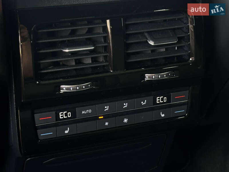 Позашляховик / Кросовер Volkswagen Touareg 2020 в Ужгороді фото 58 Позашляховик / Кросовер Volkswagen Touareg 2020 в Ужгороді