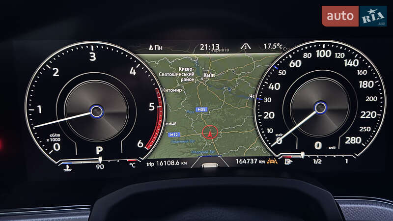 Позашляховик / Кросовер Volkswagen Touareg 2019 в Умані