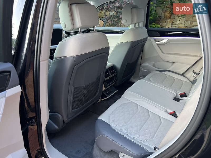Внедорожник / Кроссовер Volkswagen Touareg 2021 в Виннице