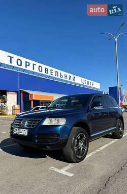 Внедорожник / Кроссовер Volkswagen Touareg 2003 в Каменском