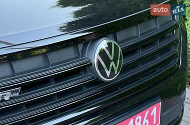 Позашляховик / Кросовер Volkswagen Touareg 2021 в 