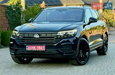 Позашляховик / Кросовер Volkswagen Touareg 2021 в 