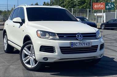 Внедорожник / Кроссовер Volkswagen Touareg 2011 в Львове