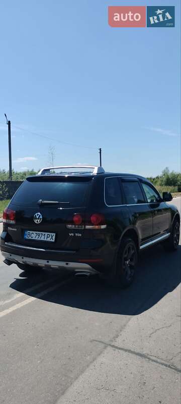 Внедорожник / Кроссовер Volkswagen Touareg 2008 в Львове