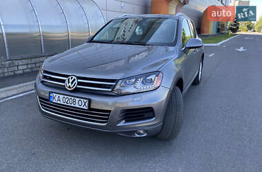 Позашляховик / Кросовер Volkswagen Touareg 2010 в Броварах