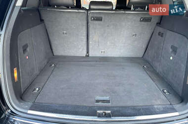 Позашляховик / Кросовер Volkswagen Touareg 2004 в 