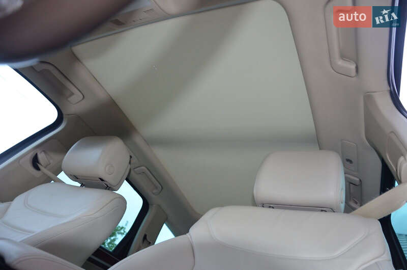 Позашляховик / Кросовер Volkswagen Touareg 2012 в Богородчанах