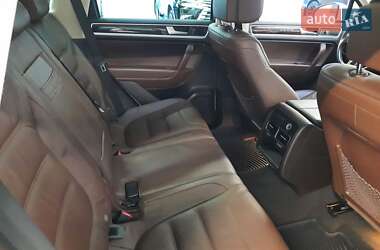 Внедорожник / Кроссовер Volkswagen Touareg 2014 в 