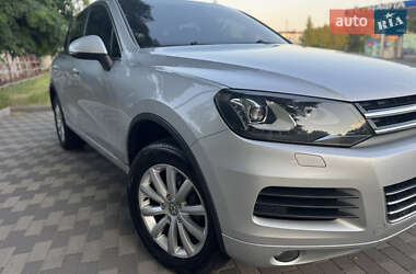 Внедорожник / Кроссовер Volkswagen Touareg 2012 в 