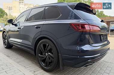 Внедорожник / Кроссовер Volkswagen Touareg 2023 в Киеве