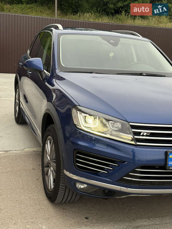 Внедорожник / Кроссовер Volkswagen Touareg 2017 в Жидачове