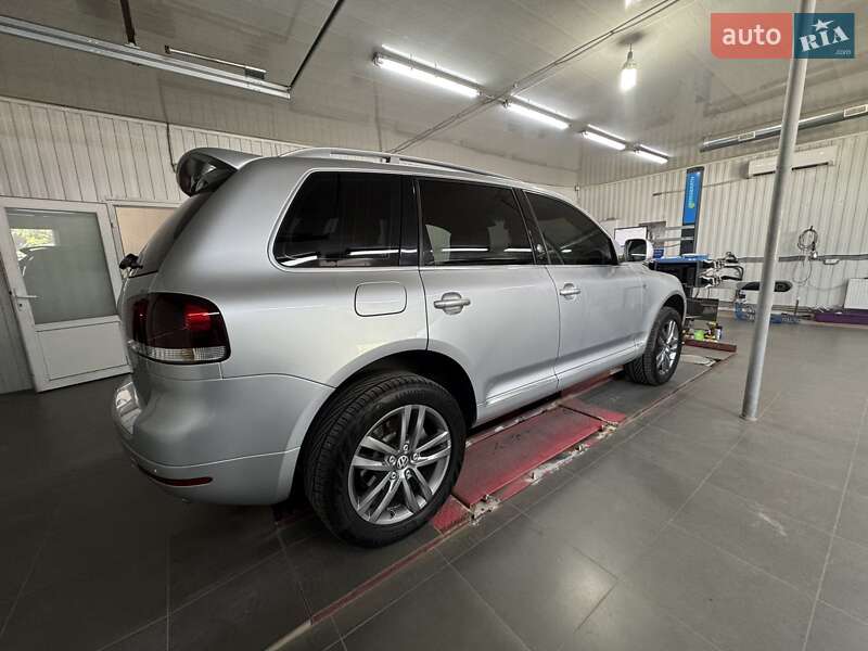 Позашляховик / Кросовер Volkswagen Touareg 2007 в Дніпрі