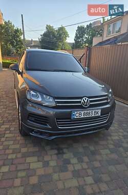 Внедорожник / Кроссовер Volkswagen Touareg 2012 в Прилуках