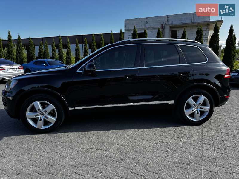Внедорожник / Кроссовер Volkswagen Touareg 2012 в Ивано-Франковске