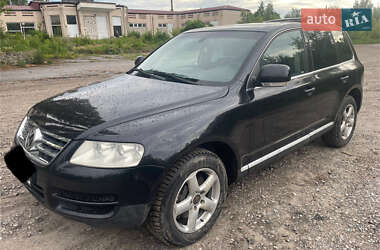 Внедорожник / Кроссовер Volkswagen Touareg 2004 в Сумах