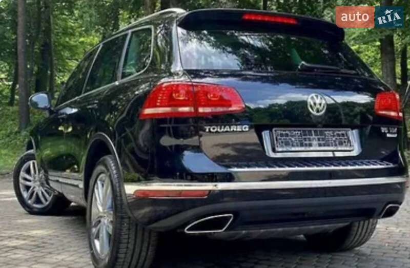 Внедорожник / Кроссовер Volkswagen Touareg 2015 в Ивано-Франковске