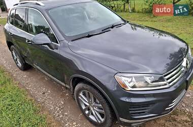 Позашляховик / Кросовер Volkswagen Touareg 2014 в Самборі