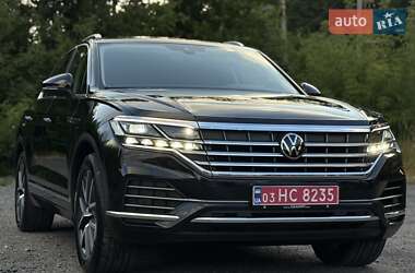 Позашляховик / Кросовер Volkswagen Touareg 2021 в Вінниці