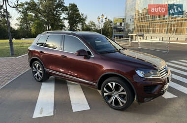Позашляховик / Кросовер Volkswagen Touareg 2017 в Одесі