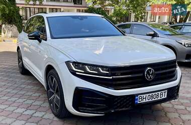 Позашляховик / Кросовер Volkswagen Touareg 2023 в 