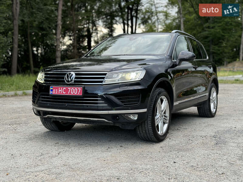 Внедорожник / Кроссовер Volkswagen Touareg 2014 в Бережанах