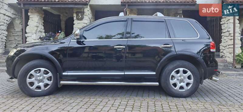 Внедорожник / Кроссовер Volkswagen Touareg 2003 в Львове