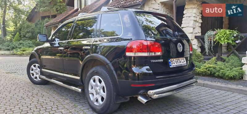 Внедорожник / Кроссовер Volkswagen Touareg 2003 в Львове