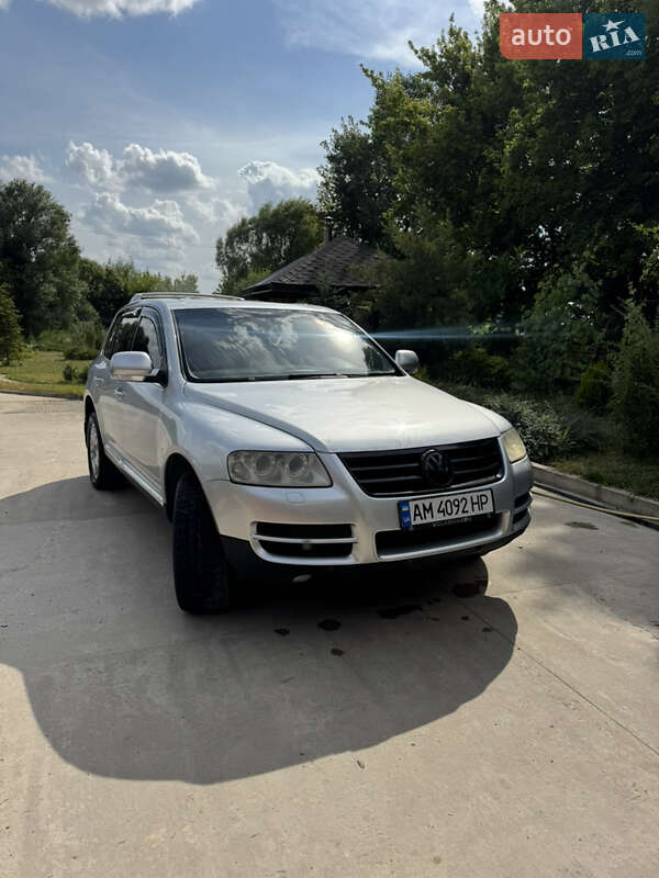 Позашляховик / Кросовер Volkswagen Touareg 2004 в Бердичеві