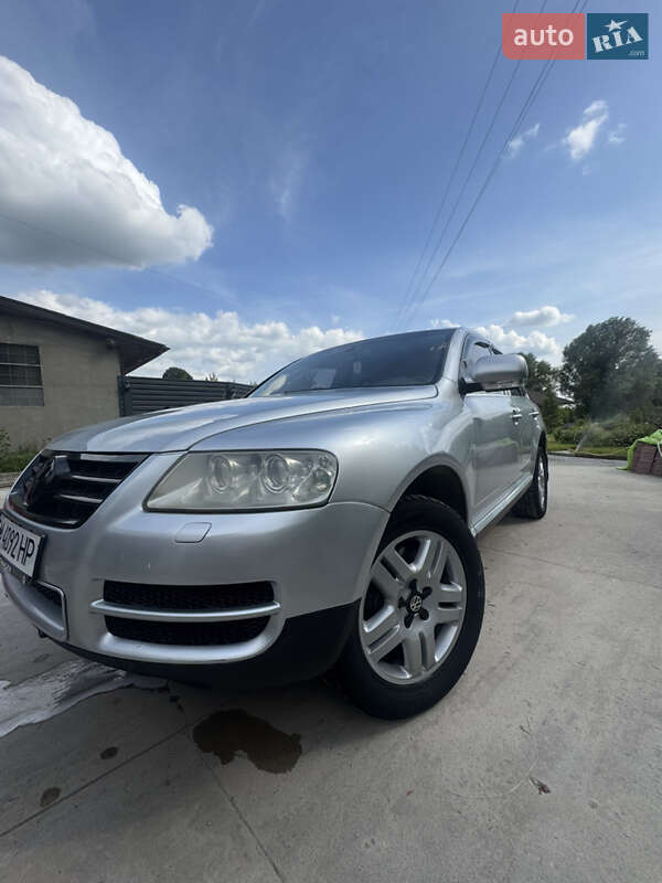 Позашляховик / Кросовер Volkswagen Touareg 2004 в Бердичеві
