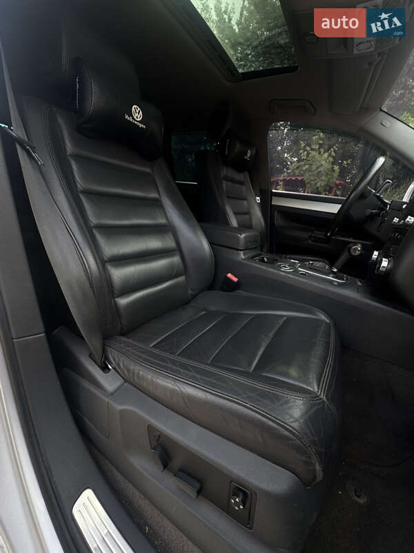 Позашляховик / Кросовер Volkswagen Touareg 2004 в Бердичеві