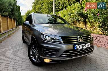 Позашляховик / Кросовер Volkswagen Touareg 2017 в Хмельницькому
