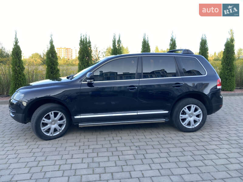 Позашляховик / Кросовер Volkswagen Touareg 2006 в Луцьку