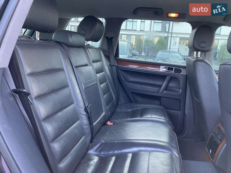 Позашляховик / Кросовер Volkswagen Touareg 2006 в Луцьку