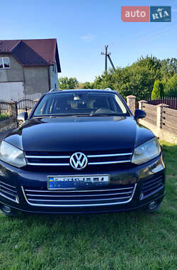 Внедорожник / Кроссовер Volkswagen Touareg 2011 в Тернополе