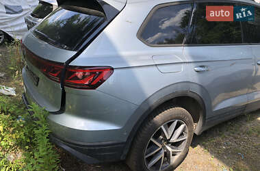 Внедорожник / Кроссовер Volkswagen Touareg 2024 в 