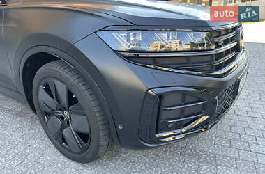 Внедорожник / Кроссовер Volkswagen Touareg 2024 в 
