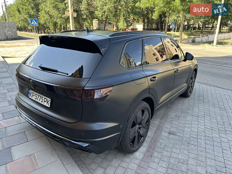 Внедорожник / Кроссовер Volkswagen Touareg 2024 в Запорожье