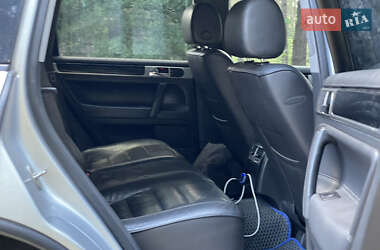 Внедорожник / Кроссовер Volkswagen Touareg 2002 в 
