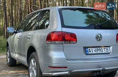Внедорожник / Кроссовер Volkswagen Touareg 2002 в 