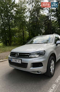 Внедорожник / Кроссовер Volkswagen Touareg 2014 в 