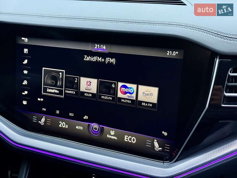 Позашляховик / Кросовер Volkswagen Touareg 2019 в Хусті