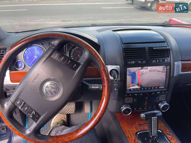 Позашляховик / Кросовер Volkswagen Touareg 2006 в Луцьку