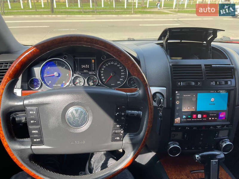 Позашляховик / Кросовер Volkswagen Touareg 2006 в Луцьку