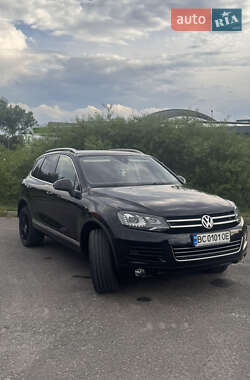 Внедорожник / Кроссовер Volkswagen Touareg 2010 в Дрогобыче