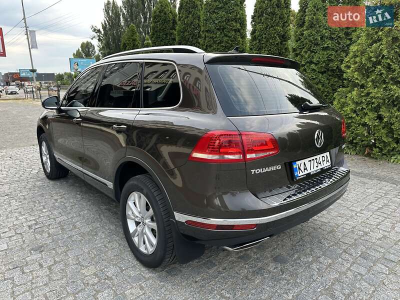Внедорожник / Кроссовер Volkswagen Touareg 2017 в Киеве