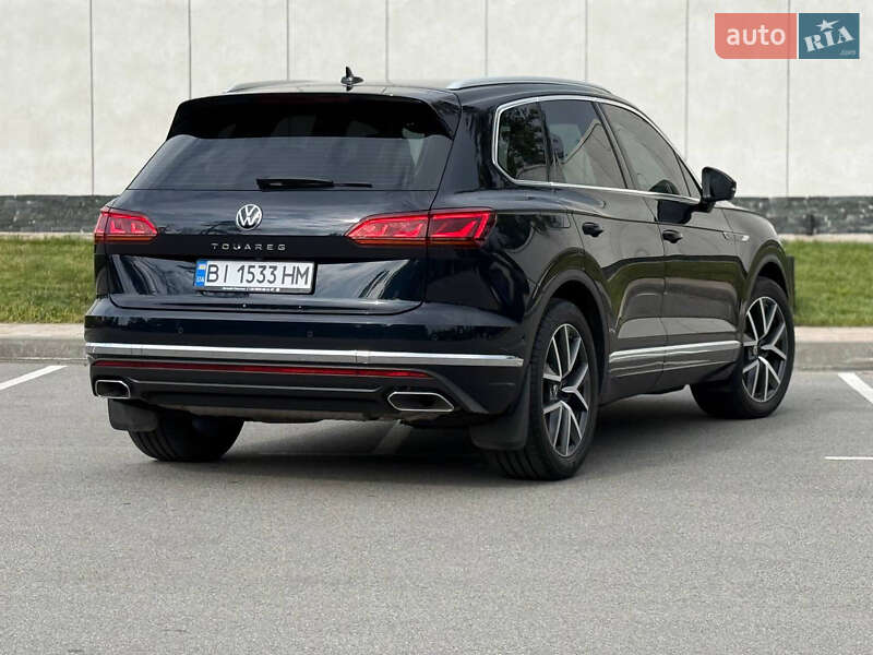 Внедорожник / Кроссовер Volkswagen Touareg 2022 в Киеве