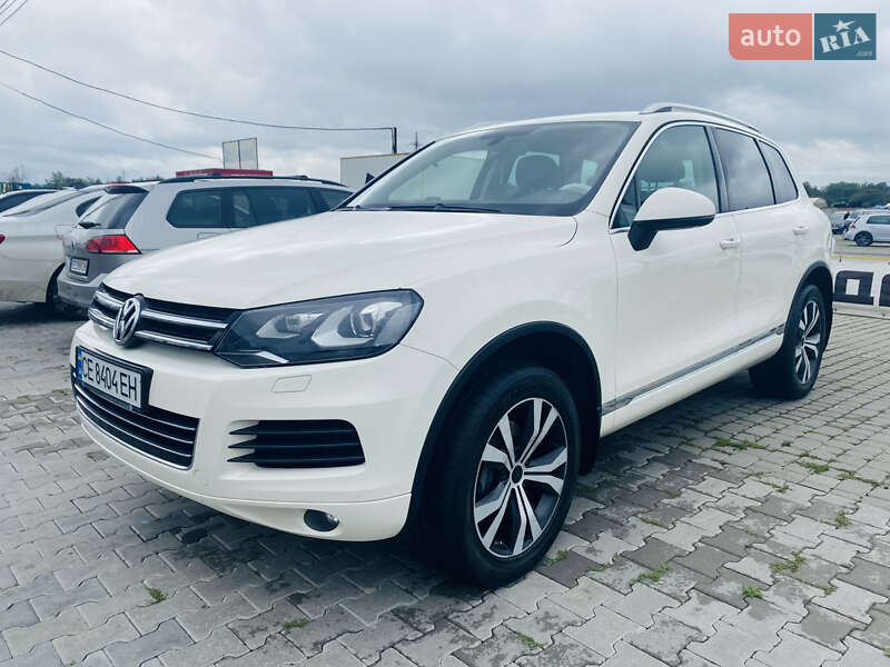 Внедорожник / Кроссовер Volkswagen Touareg 2010 в Черновцах