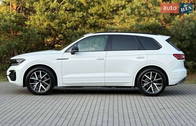 Внедорожник / Кроссовер Volkswagen Touareg 2022 в Ровно